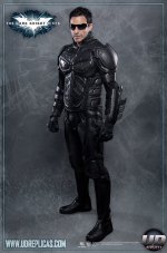 230712_dark_knight_motorcycle_suit_2_2.jpg 230712_dark_knight_motorcycle_suit_2_2.jpg