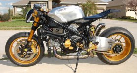 Ducati_6.jpg