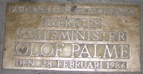 800px-Olof_Palme_Gedenktafel.jpg
