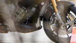 S1000F_3.jpg