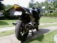 Kawasaki-gpz400-2.jpg