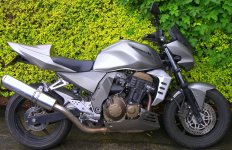 Kawasaki_z750.jpg