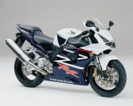 CBR 900 RR 3.jpg