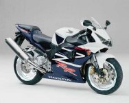 CBR 900 RR 3.jpg