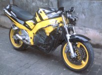 RF900R_fighter_2.jpg