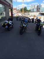 MC Poliser vid MC Varehuset.jpg