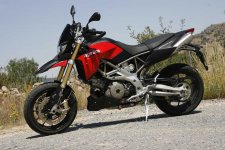 Aprilia_Dorsoduro_750_ABS_4431_3.jpg