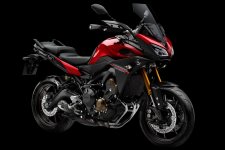 yamaha-mt-09-tracer-rouge_hd.jpg