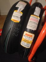 1 Pirelli Supercorsa SC2.jpg