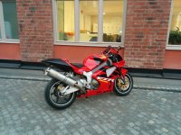vtr1000sp1_9.jpg vtr1000sp1_9.jpg
