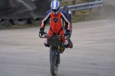 Jocke stoppie_.JPG