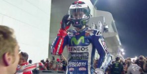 Jorge Lorenzo wins Qatar MotoGP 2016.jpg