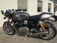Thruxton 1200R.jpg