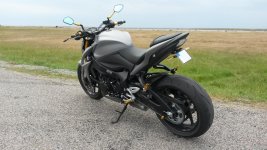 gixxer2.jpg