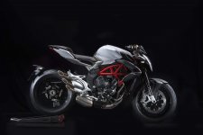 2016-MV-Agusta-Brutale-800-03.jpg