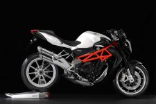 2013-mv-agusta-brutale-1090.jpg