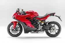 2017-Ducati-Supersport-02.jpg