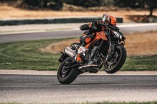KTM790Duke_3.jpg
