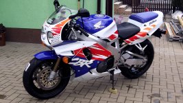 CBR900RR.jpg