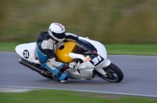 TL1000R025a.jpg