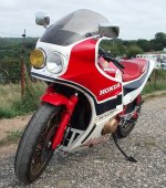 CB1100R dubbel-lyse  utskuren 2.jpg