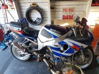 gixxer2.jpg
