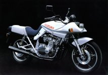 GSX750S_Katana_broch-4_L.jpg