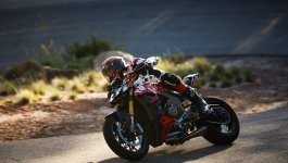 https___api.thedrive.com_wp-content_uploads_2019_06_D-V9mYkUEAEVJVU.jpg-large.jpg