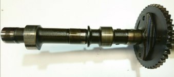Exhaust camshaft 3.JPG