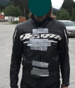 Silvertejp edit.jpg