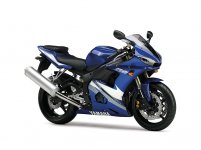 2005_YZF-R6_Studio03.jpg