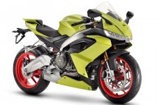 2021-Aprilia-RS-660-Preview-sport-motorcycle-3.jpg