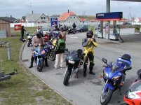 hjälm på.jpg