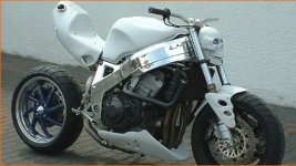 cbr2_ganz.JPG