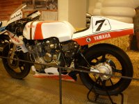 Yamaha_XJ-900_1000cc_24H_Montjuic_1983_b.jpg