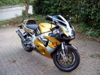 suzuki-gsxr750-96-bikepics-064987.jpg