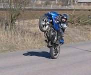 szr_wheelie.jpg