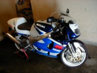 Gixxer.JPG