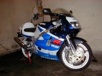 Gixxer2.JPG