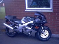 gixxer750.jpg