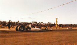 Dragster 1975 Peos Bild.jpg Dragster 1975 Peos Bild.jpg