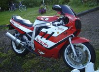 gsxr1.jpg