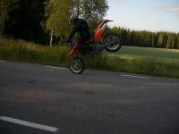 stoppie1.jpg