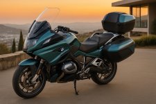 BMWR1300RT1.jpg