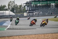 YB2_3851.jpg YB2_3851.jpg