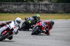 YBR9-142.jpg YBR9-142.jpg