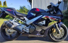 CBR929R.jpg