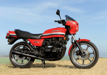 GPZ750-82.png