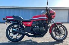 Kawasaki-GPz1100 82.jpg