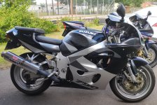 GSX750R 98.jpg